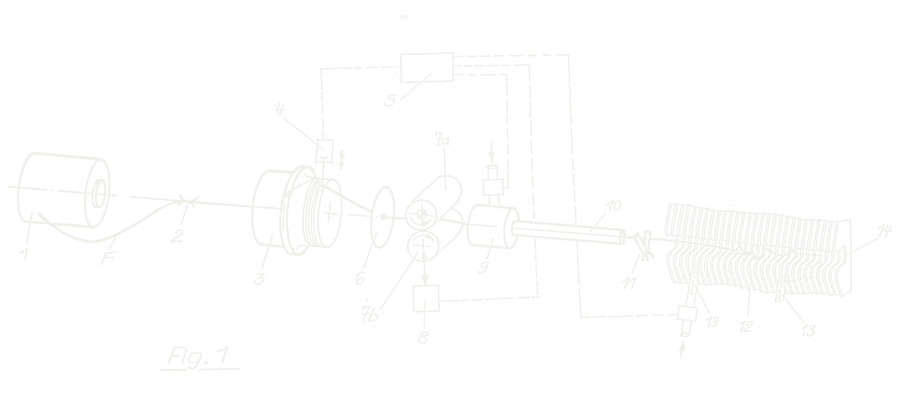 Schützenlose Webmaschine mit einer aus einer Hauptdüse und anschließendem Mischrohr bestehenden pneumatischen Schusseintragvorrichtung